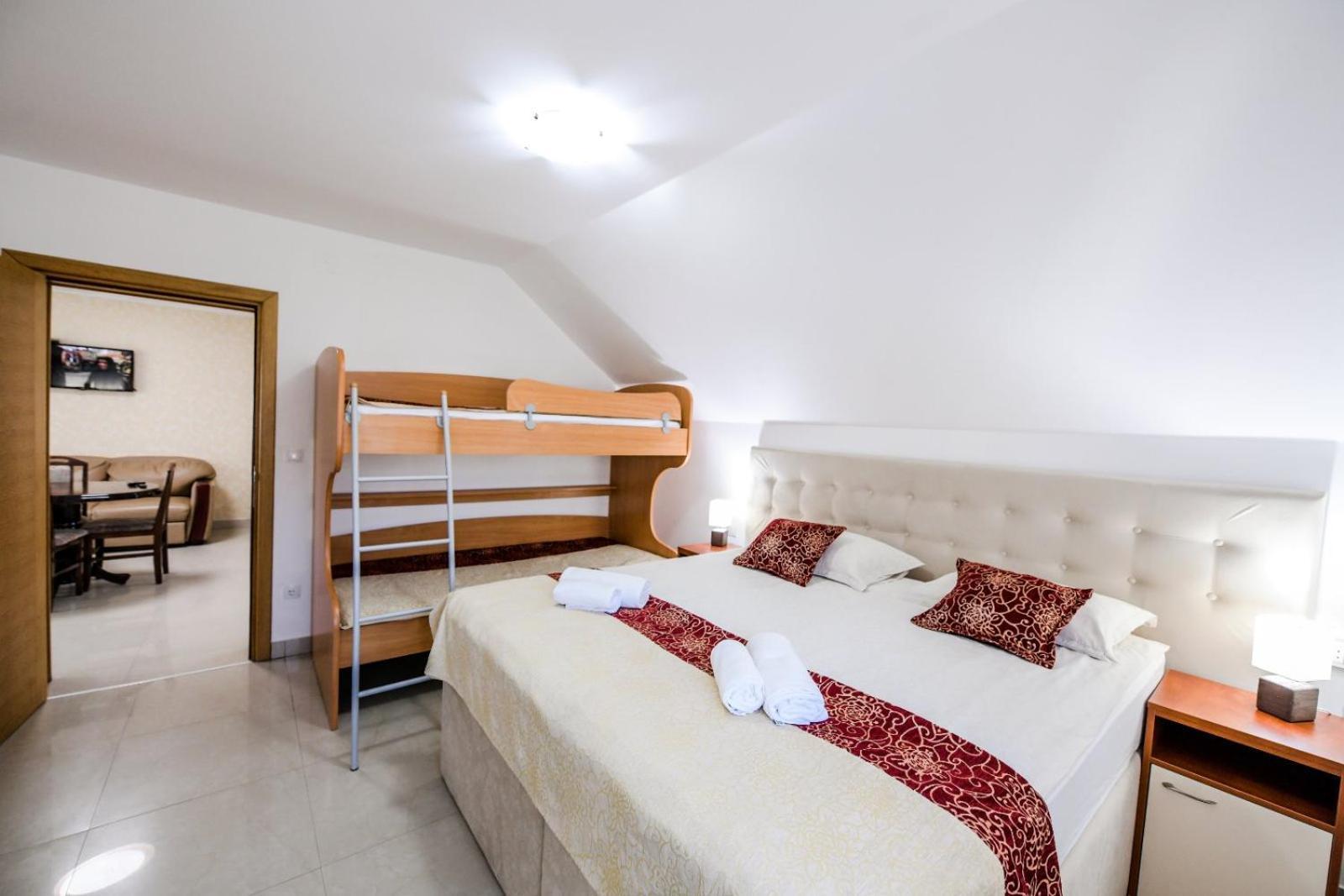 Suncani Breg Apartments Vrdnik Ruang foto