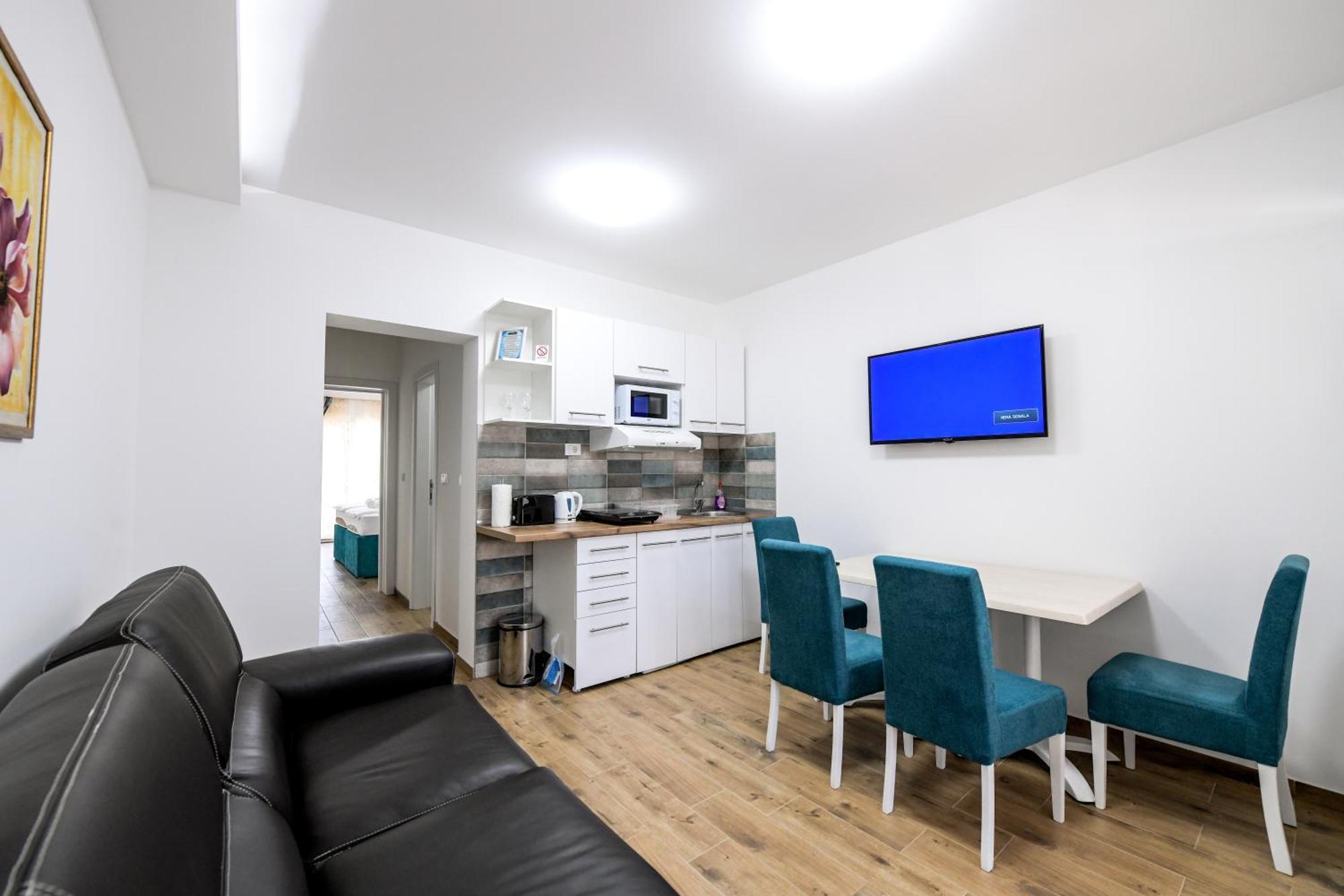 Suncani Breg Apartments Vrdnik Ruang foto