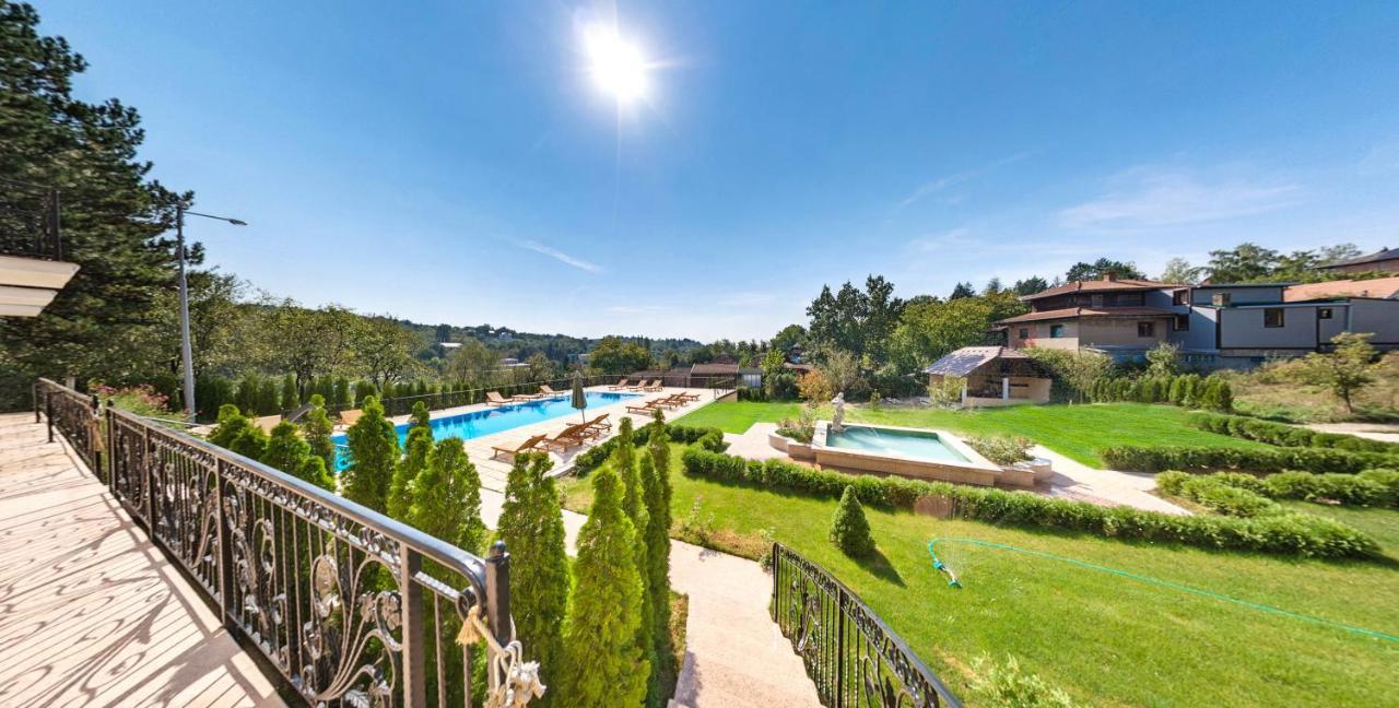 Suncani Breg Apartments Vrdnik Bagian luar foto